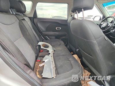 Zdjęcie 10 z 12 samochodu: 2017 KIA SOUL + VIN:KNDJP3A58H7418191 - miniatura
