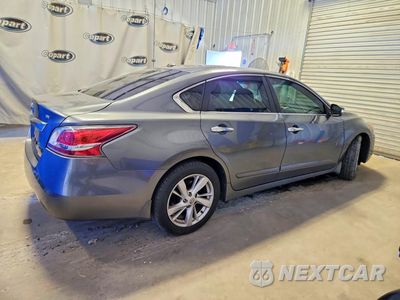 Trzecie zdjęcie samochodu z tyłu: 2015 NISSAN ALTIMA 2.5 SV VIN:1N4AL3AP5FC243986 - miniatura