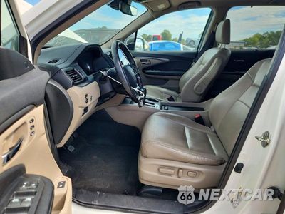 Zdjęcie 7 z 13 samochodu: 2019 HONDA PILOT EXL VIN:5FNYF5H5XKB036636 - miniatura