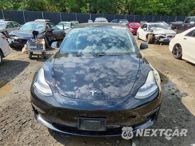 Piąte zdjęcie samochodu w środku: 2019 TESLA MODEL 3 VIN:5YJ3E1EB8KF237502 - miniatura