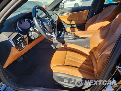 Zdjęcie 7 z 12 samochodu: 2017 BMW 530 I VIN:WBAJA5C3XHG894075 - miniatura