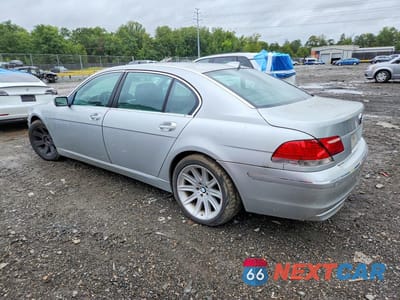 Drugie zdjęcie samochodu z przodu: 2007 BMW 750 VIN:WBAHN83547DT75013 - miniatura