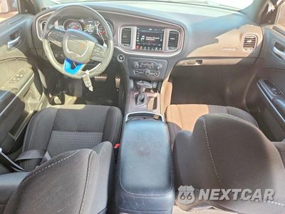 Zdjęcie 8 z 12 samochodu: 2021 DODGE CHARGER SCAT PACK VIN:2C3CDXGJ1MH532534 - miniatura