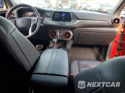 Zdjęcie 8 z 13 samochodu: 2022 CHEVROLET BLAZER RS VIN:3GNKBKRS3NS231615 - miniatura