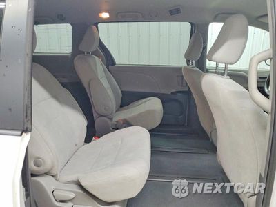 Zdjęcie 11 z 13 samochodu: 2019 TOYOTA SIENNA L 7-PASSENGER VIN:5TDZZ3DC4KS995353 - miniatura