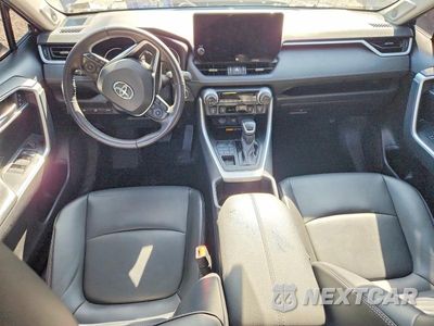 Zdjęcie 8 z 13 samochodu: 2024 TOYOTA RAV4 XLE PREMIUM VIN:2T3A1RFV0RC488241 - miniatura