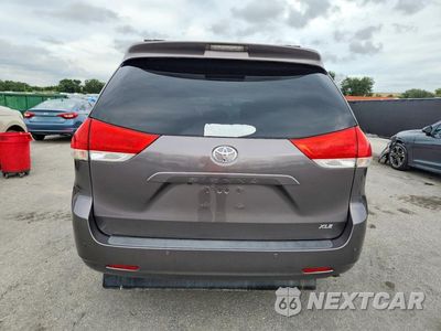 Zdjęcie 6 z 13 samochodu: 2012 TOYOTA SIENNA XLE 8-PASSENGER VIN:5TDYK3DC5CS248605 - miniatura