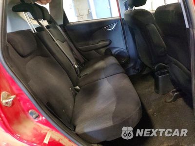 Zdjęcie 10 z 13 samochodu: 2010 HONDA FIT SPORT VIN:JHMGE8H47AC040340 - miniatura