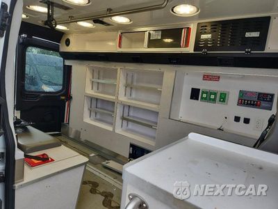 Zdjęcie 10 z 12 samochodu: 2019 FORD 250 - AMBULANCE VIN:1FDYR2CMXKKB86524 - miniatura