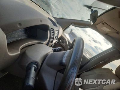 Zdjęcie 9 z 12 samochodu: 2011 SUZUKI EQUATOR BASE VIN:5Z62D0CT5BC413506 - miniatura