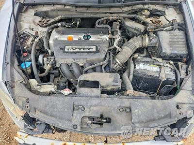 Zdjęcie 11 z 13 samochodu: 2008 HONDA ACCORD EXL VIN:1HGCP26848A002374 - miniatura
