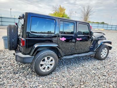 Trzecie zdjęcie samochodu z tyłu: 2017 JEEP WRANGLER UNLIMITED SAHARA VIN:1C4BJWEG5HL724243 - miniatura