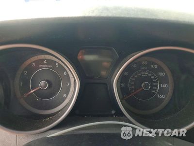 Zdjęcie 9 z 13 samochodu: 2013 HYUNDAI ELANTRA GLS VIN:KMHDH4AE2DU927233 - miniatura