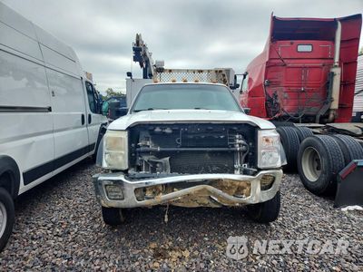 Piąte zdjęcie samochodu w środku: 2014 FORD F550 SUPER DUTY VIN:1FDUF5HT6EEA85928 - miniatura