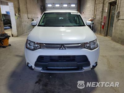Piąte zdjęcie samochodu w środku: 2015 MITSUBISHI OUTLANDER SE VIN:JA4AZ3A36FZ003939 - miniatura