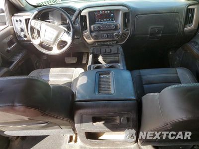 Zdjęcie 8 z 13 samochodu: 2018 GMC SIERRA K3500 DENALI VIN:1GT42YEY1JF285993 - miniatura