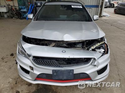 Piąte zdjęcie samochodu w środku: 2016 MERCEDES-BENZ CLA 250 VIN:WDDSJ4EB2GN368478 - miniatura