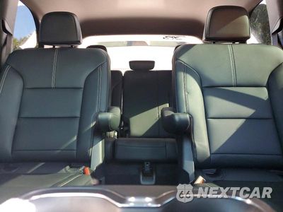 Zdjęcie 10 z 13 samochodu: 2024 GMC ACADIA UPLEVEL VIN:1GKENKKSXRJ161324 - miniatura