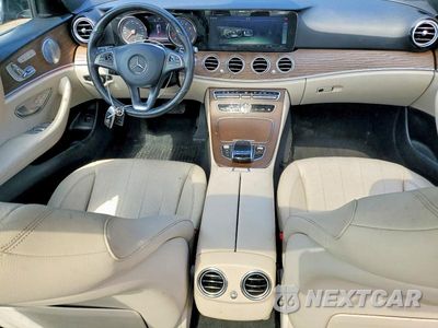 Zdjęcie 8 z 12 samochodu: 2018 MERCEDES-BENZ E 300 4MATIC VIN:WDDZF4KB5JA449865 - miniatura