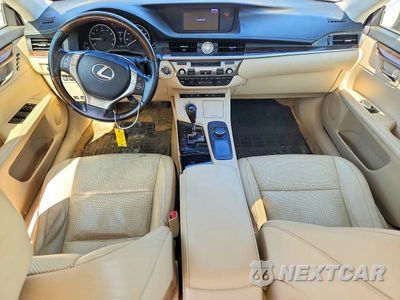 Zdjęcie 8 z 12 samochodu: 2013 LEXUS ES 350 VIN:JTHBK1GG9D2055132 - miniatura