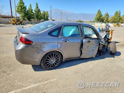 Trzecie zdjęcie samochodu z tyłu: 2010 FORD FOCUS SES VIN:1FAHP3GN2AW156787 - miniatura
