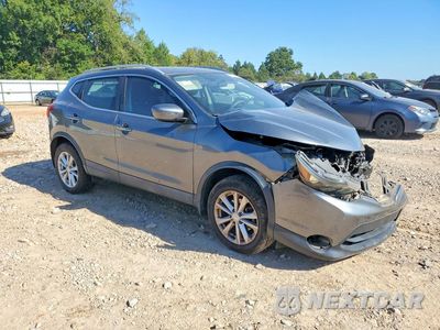 Czwarte zdjęcie samochodu z boku: 2018 NISSAN ROGUE SPORT SV VIN:JN1BJ1CPXJW162322 - miniatura