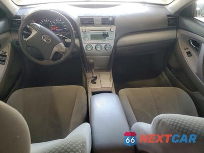 Zdjęcie 8 z 12 samochodu: 2008 TOYOTA CAMRY LE VIN:4T1BE46K88U241119 - miniatura
