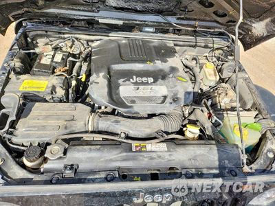 Zdjęcie 11 z 12 samochodu: 2013 JEEP WRANGLER UNLIMITED SPORT VIN:1C4HJWDG8DL658759 - miniatura