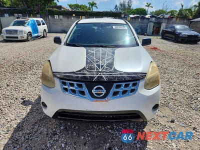 Piąte zdjęcie samochodu w środku: 2011 NISSAN ROGUE S VIN:JN8AS5MT1BW159064 - miniatura