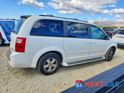 Trzecie zdjęcie samochodu z tyłu: 2010 DODGE GRAND CARAVAN HERO VIN:2D4RN3D17AR462899 - miniatura