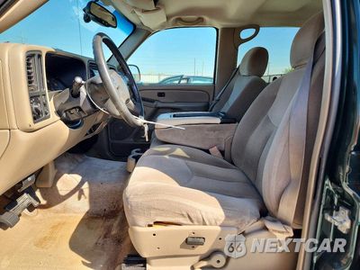 Zdjęcie 7 z 12 samochodu: 2005 GMC NEW SIERRA C1500 VIN:2GTEC13T651114590 - miniatura