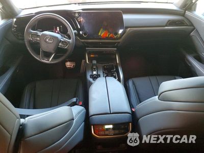 Zdjęcie 8 z 13 samochodu: 2025 LEXUS TX 500H F SPORT PERFORMANCE PREMIUM VIN:5TDABAB67SS015438 - miniatura