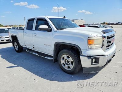 Czwarte zdjęcie samochodu z boku: 2015 GMC SIERRA K1500 SLE VIN:1GTV2UEC3FZ153504 - miniatura