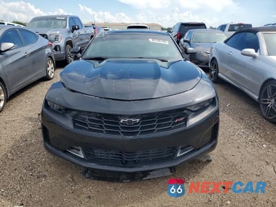 Piąte zdjęcie samochodu w środku: 2021 CHEVROLET CAMARO LT VIN:1G1FD1RS9M0114375 - miniatura
