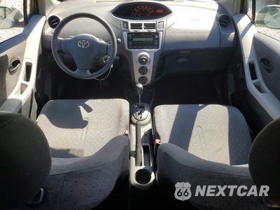 Zdjęcie 8 z 12 samochodu: 2010 TOYOTA YARIS BASE VIN:JTDKT4K30A5294602 - miniatura