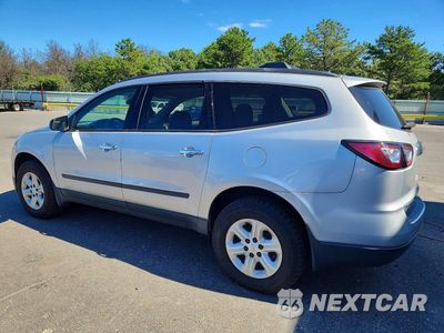 Drugie zdjęcie samochodu z przodu: 2017 CHEVROLET TRAVERSE LS VIN:1GNKRFED2HJ188109 - miniatura