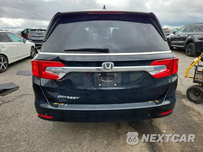 Zdjęcie 6 z 14 samochodu: 2018 HONDA ODYSSEY EX VIN:5FNRL6H5XJB033334 - miniatura