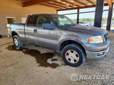 Czwarte zdjęcie samochodu z boku: 2004 FORD F150 VIN:1FTPX145X4FA26131 - miniatura