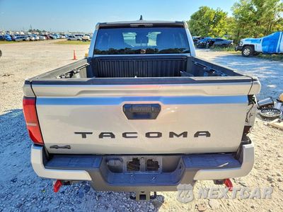 Zdjęcie 6 z 12 samochodu: 2025 TOYOTA TACOMA SR5 VIN:3TMLB5JN6SM136647 - miniatura