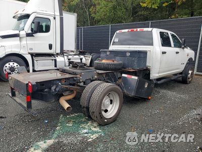 Trzecie zdjęcie samochodu z tyłu: 2021 RAM 5500 VIN:3C7WRNFL5MG683655 - miniatura