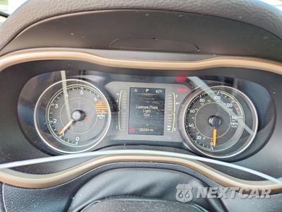 Zdjęcie 9 z 13 samochodu: 2016 JEEP CHEROKEE LATITUDE VIN:1C4PJLCB5GW136433 - miniatura