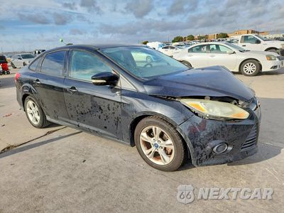 Czwarte zdjęcie samochodu z boku: 2014 FORD FOCUS SE VIN:1FADP3F2XEL149213 - miniatura