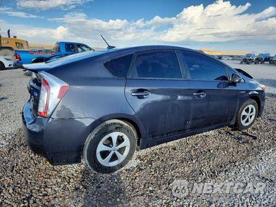 Trzecie zdjęcie samochodu z tyłu: 2015 TOYOTA PRIUS FOUR VIN:JTDKN3DU5F1884657 - miniatura