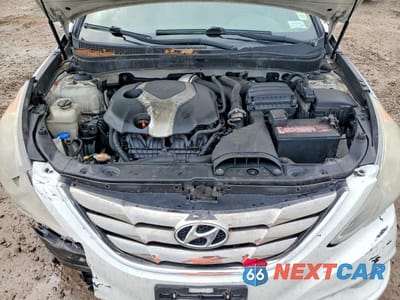 Zdjęcie 11 z 13 samochodu: 2012 HYUNDAI SONATA LIMITED 2.0T VIN:5NPEC4AB1CH432706 - miniatura