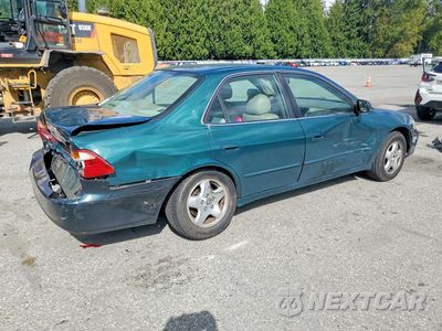 Trzecie zdjęcie samochodu z tyłu: 1999 HONDA ACCORD EX VIN:1HGCG165XXA021414 - miniatura