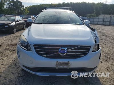 Piąte zdjęcie samochodu w środku: 2015 VOLVO XC60 T6 PREMIER VIN:YV4902RK1F2635889 - miniatura