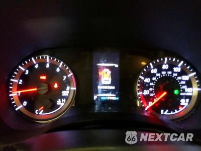 Zdjęcie 9 z 13 samochodu: 2020 TOYOTA HIGHLANDER LE VIN:5TDBZRBHXLS502764 - miniatura