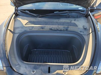 Zdjęcie 11 z 13 samochodu: 2022 TESLA MODEL Y VIN:7SAYGDEF9NF311764 - miniatura