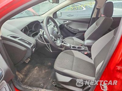 Zdjęcie 7 z 12 samochodu: 2014 FORD FOCUS SE VIN:1FADP3K22EL132878 - miniatura
