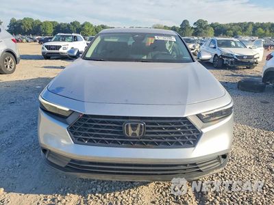 Piąte zdjęcie samochodu w środku: 2023 HONDA ACCORD LX VIN:1HGCY1F26PA013118 - miniatura